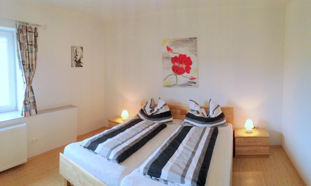 Ferienwohnung Haus Maier Seeboden Szoba fotó